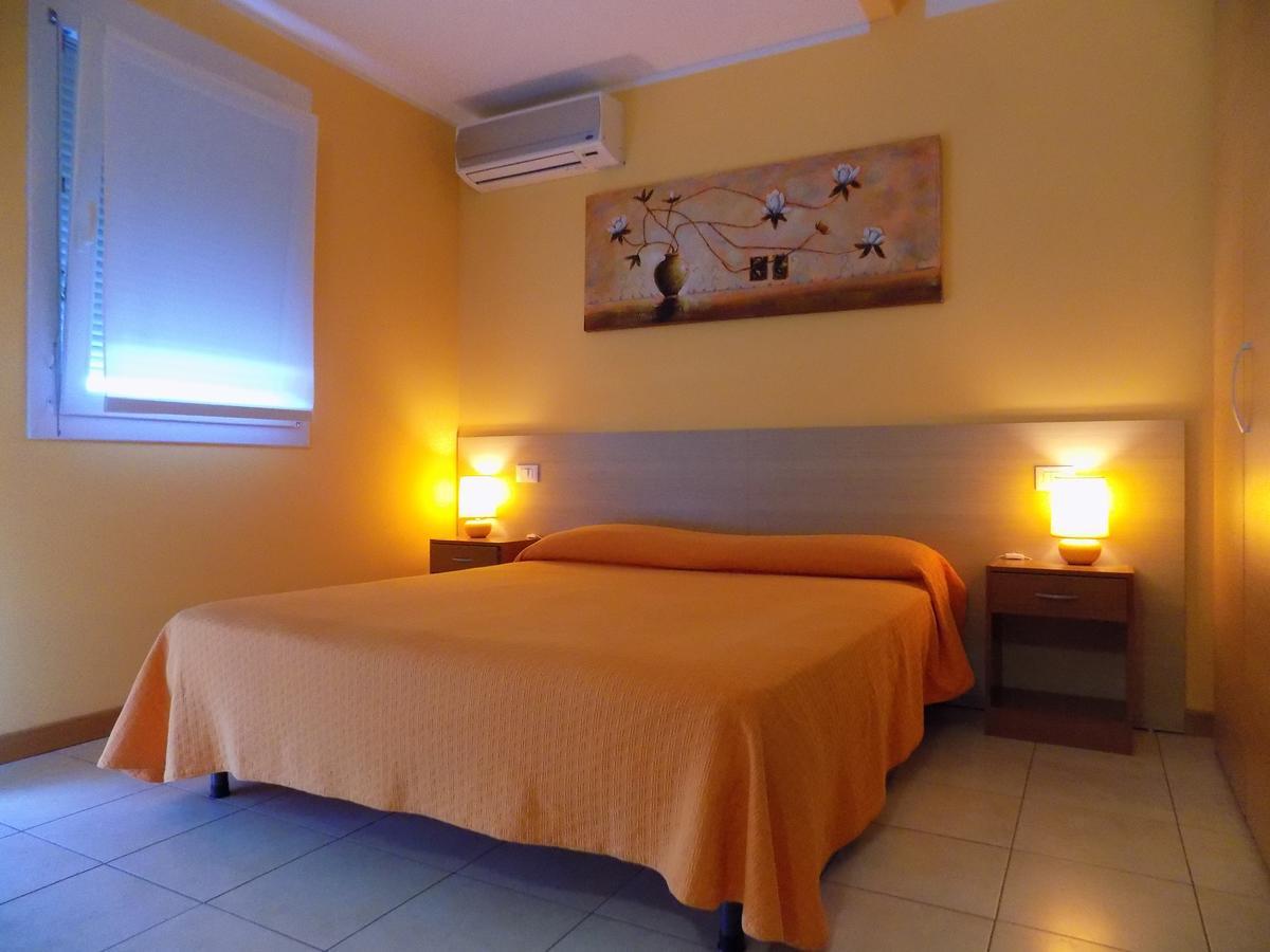 Hotel Residence Sole Fontanafredda Luaran gambar