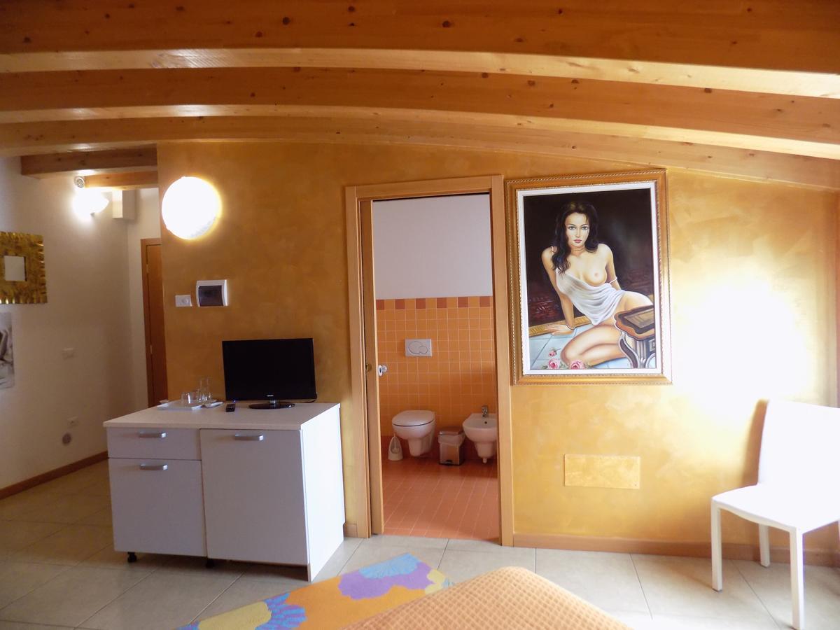 Hotel Residence Sole Fontanafredda Luaran gambar