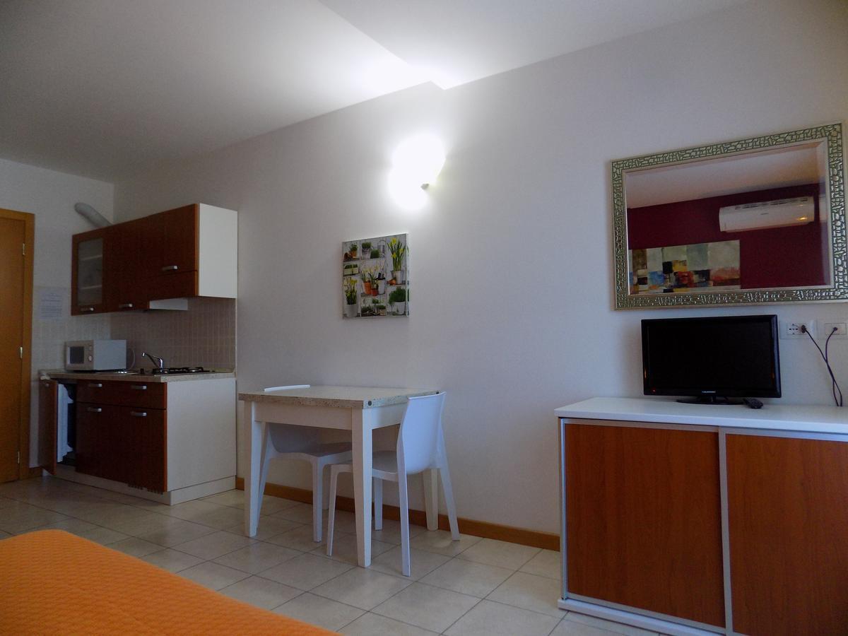 Hotel Residence Sole Fontanafredda Luaran gambar